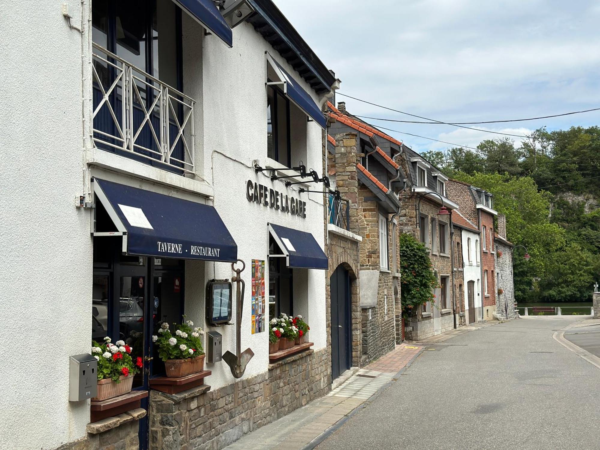 Plaisances, Les Plaisirs Du Bord De Meuse - Chambre D'Hotes Avec Baignoire Spa Profondeville Exterior photo